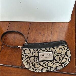 GUESS Black & Beige Signature Logo Wristlet